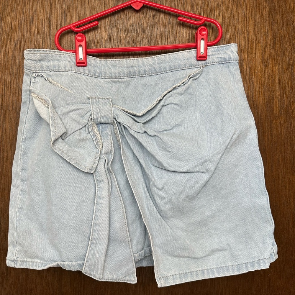 SHEIN Light Denim Blue Women's Skort with Bow